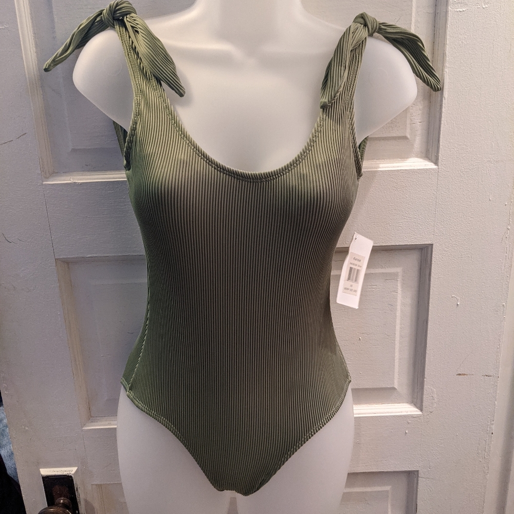 XS Kensie Swimsuit